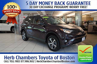 2018 Toyota RAV4 XLE 2T3RFREV3JW818477 2018 Toyota RAV4 XLE