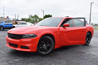 2019 Dodge Charger SXT 2C3CDXBG2KH718737 2019 Dodge Charger SXT