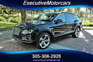 2018 Bentley Bentayga SJAAC2ZV8JC021864 2018 Bentley Bentayga