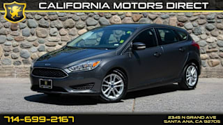 2017 Ford Focus SE 1FADP3K23HL271566 2017 Ford Focus SE