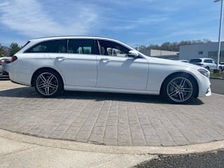 2019 Mercedes-Benz E-Class E 450 4MATIC WDDZH6JB5KA518594 2019 Mercedes-Benz E-Class E 450 4MATIC