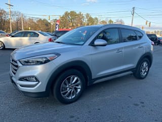 2018 Hyundai Tucson SEL KM8J3CA49JU645217 2018 Hyundai Tucson SEL