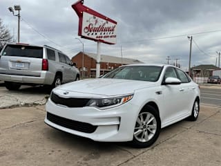2018 Kia Optima 5XXGT4L32JG227449 2018 Kia Optima
