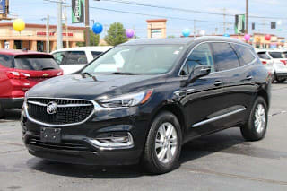 2018 Buick Enclave Essence 5GAERBKWXJJ156309 2018 Buick Enclave Essence