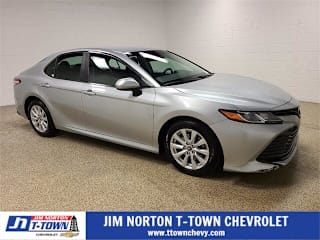 2018 Toyota Camry L 4T1B11HK0JU104303 2018 Toyota Camry L