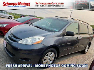 2010 Toyota Sienna LE 7-Passenger 5TDKK4CC2AS324694 2010 Toyota Sienna LE 7-Passenger
