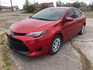 2018 Toyota Corolla LE 5YFBURHE0JP795771 2018 Toyota Corolla LE