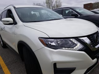 2018 Nissan Rogue 5N1AT2MT4JC812344 2018 Nissan Rogue