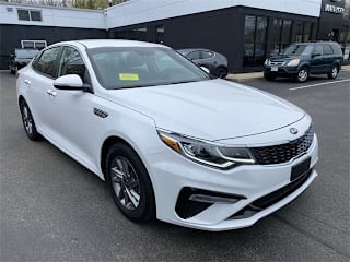 2019 Kia Optima LX 5XXGT4L35KG338045 2019 Kia Optima LX