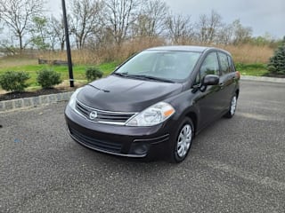 2011 Nissan Versa 1.8 S 3N1BC1CP1BL485109 2011 Nissan Versa 1.8 S