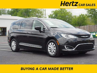 2019 Chrysler Pacifica Touring L 35th Anniversary 2C4RC1BG6KR559995 2019 Chrysler Pacifica Touring L 35th Anniversary