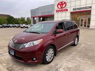 2017 Toyota Sienna XLE 7-Passenger 5TDDZ3DC9HS179483 2017 Toyota Sienna XLE 7-Passenger