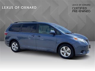 2017 Toyota Sienna LE 8-Passenger 5TDKZ3DCXHS882582 2017 Toyota Sienna LE 8-Passenger