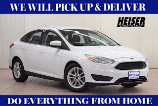 2018 Ford Focus SE 1FADP3F27JL251241 2018 Ford Focus SE