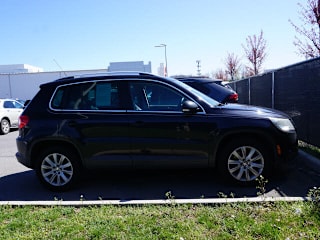 2010 Volkswagen Tiguan WVGAV7AX0AW513060 2010 Volkswagen Tiguan