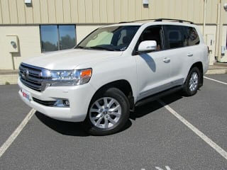 2017 Toyota Land Cruiser Base JTMCY7AJ2H4049873 2017 Toyota Land Cruiser Base