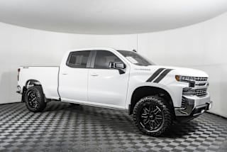 2020 Chevrolet Silverado 1500 LT 1GCUYDEDXLZ193125 2020 Chevrolet Silverado 1500 LT