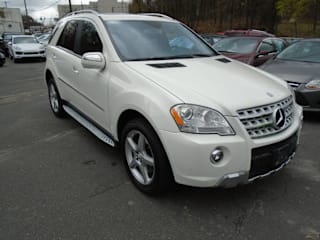 2009 Mercedes-Benz M-Class ML 550 4JGBB72E59A445681 2009 Mercedes-Benz M-Class ML 550