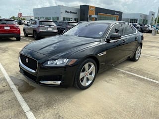 2018 Jaguar XF 25t SAJBR4FX8JCY70204 2018 Jaguar XF 25t