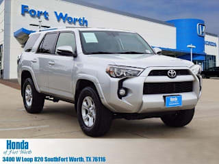 2017 Toyota 4Runner SR5 JTEBU5JR4H5468508 2017 Toyota 4Runner SR5