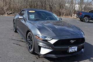 2020 Ford Mustang 1FATP8UH6L5135830 2020 Ford Mustang