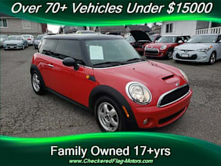 2010 MINI Cooper Base WMWMF3C58ATZ27026 2010 MINI Cooper Base