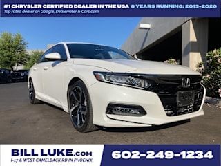 2019 Honda Accord 1HGCV1F33KA073674 2019 Honda Accord