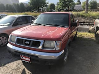 2000 Nissan Frontier XE 1N6DD21S9YC355662 2000 Nissan Frontier XE