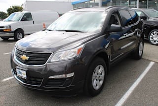 2017 Chevrolet Traverse LS 1GNKRFED2HJ330846 2017 Chevrolet Traverse LS