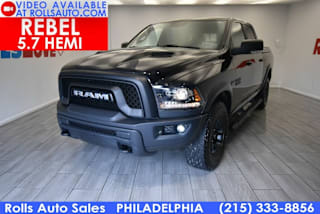 2018 Ram Pickup 1500 1C6RR7YT4JS232621 2018 Ram Pickup 1500