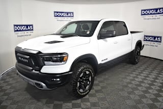 2020 Ram Pickup 1500 1C6RRELT2LN421328 2020 Ram Pickup 1500