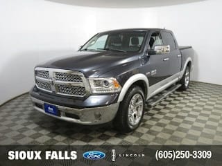 2015 Ram Pickup 1500 1C6RR7NT2FS515353 2015 Ram Pickup 1500