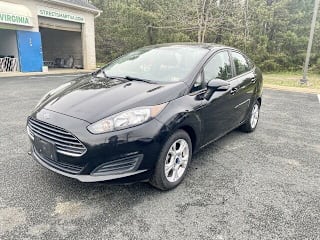 2014 Ford Fiesta SE 3FADP4BJ0EM207086 2014 Ford Fiesta SE