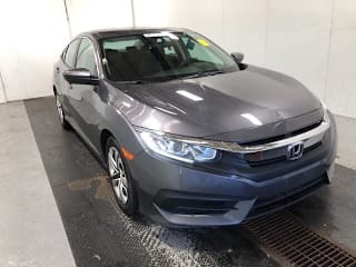 2018 Honda Civic 2HGFC2F57JH525927 2018 Honda Civic