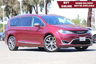 2017 Chrysler Pacifica Limited 2C4RC1GG4HR695401 2017 Chrysler Pacifica Limited