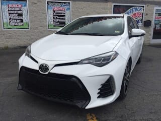 2017 Toyota Corolla SE 2T1BURHE9HC835887 2017 Toyota Corolla SE