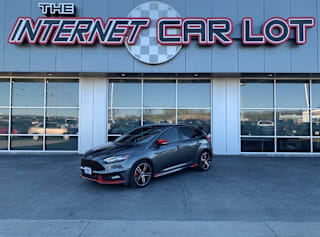 2017 Ford Focus ST 1FADP3L93HL302388 2017 Ford Focus ST