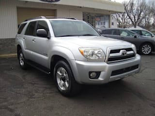 2007 Toyota 4Runner SR5 JTEBU14R678076776 2007 Toyota 4Runner SR5