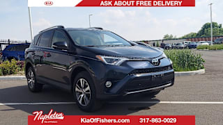 2018 Toyota RAV4 XLE JTMRFREV7JD224794 2018 Toyota RAV4 XLE