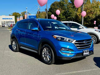 2017 Hyundai Tucson SE Plus KM8J3CA44HU440415 2017 Hyundai Tucson SE Plus