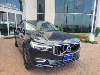 2018 Volvo XC60 T5 Inscription LYV102RL6JB106812 2018 Volvo XC60 T5 Inscription