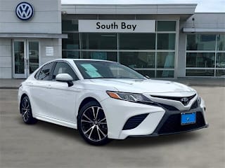 2018 Toyota Camry SE 4T1B11HK5JU140729 2018 Toyota Camry SE