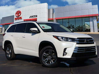2019 Toyota Highlander Limited Platinum 5TDYZRFHXKS322722 2019 Toyota Highlander Limited Platinum