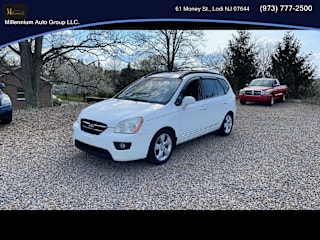 2008 Kia Rondo LX KNAFG526387205378 2008 Kia Rondo LX