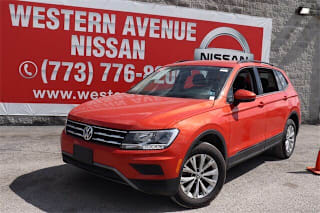 2018 Volkswagen Tiguan 3VV0B7AX8JM124645 2018 Volkswagen Tiguan