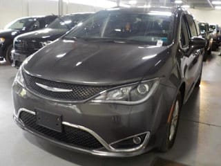 2018 Chrysler Pacifica Touring L 2C4RC1BG7JR275225 2018 Chrysler Pacifica Touring L