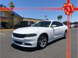 2018 Dodge Charger SXT Plus 2C3CDXHG4JH175638 2018 Dodge Charger SXT Plus