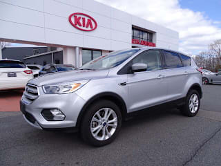 2019 Ford Escape SE 1FMCU9GD3KUA08597 2019 Ford Escape SE