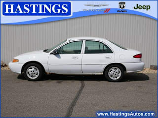 2002 Ford Escort SE 3FAFP13P02R165219 2002 Ford Escort SE