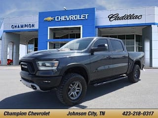 2019 Ram Pickup 1500 1C6SRFLT5KN825715 2019 Ram Pickup 1500